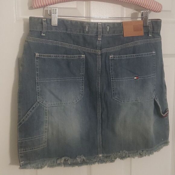 Tommy Hilfiger Jean Skirt Size 10 - Picture 1 of 7